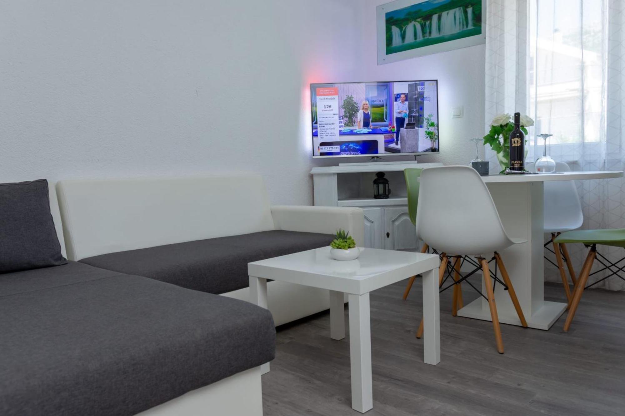 Apartments Pasalic Kastela Ngoại thất bức ảnh