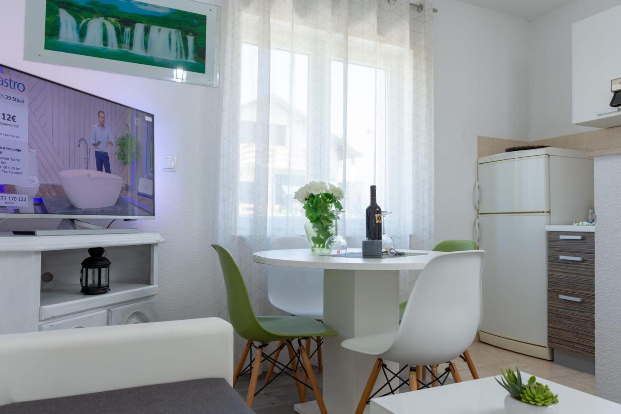 Apartments Pasalic Kastela Ngoại thất bức ảnh